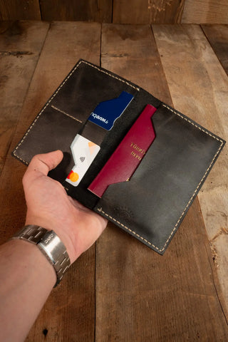 Pasaportluk Opia Leather